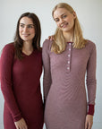 Nattkjole i ull med silke m/knapper - Plomme/Natur