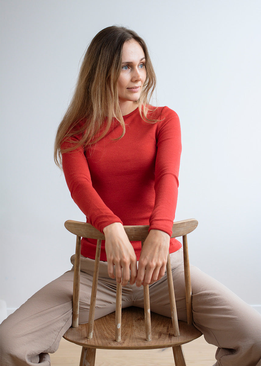 Modellen er 178 cm høy og bruker størrelse 34/36