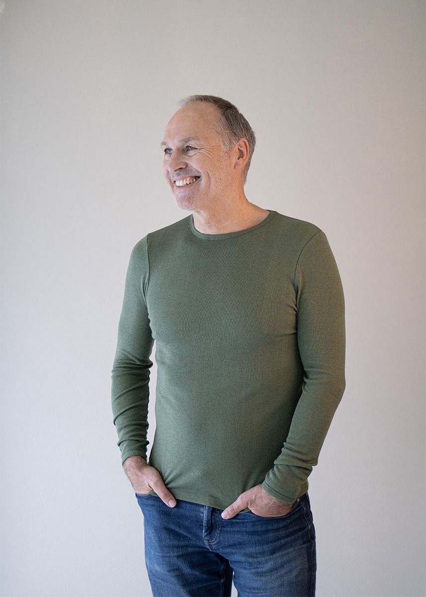 Ulltrøye herre, ull med silke - Olivin