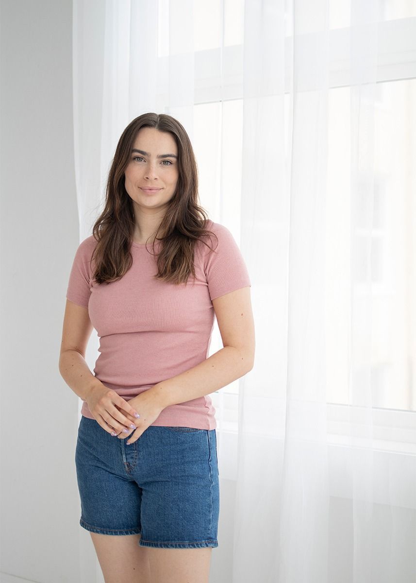 Ulltrøye dame, kort erm, ull med silke - Lys rose