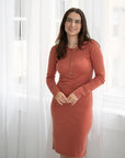 Nattkjole i ull med silke m/knapper - Høstrød