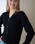 Ribbestrikket cardigan - Svart