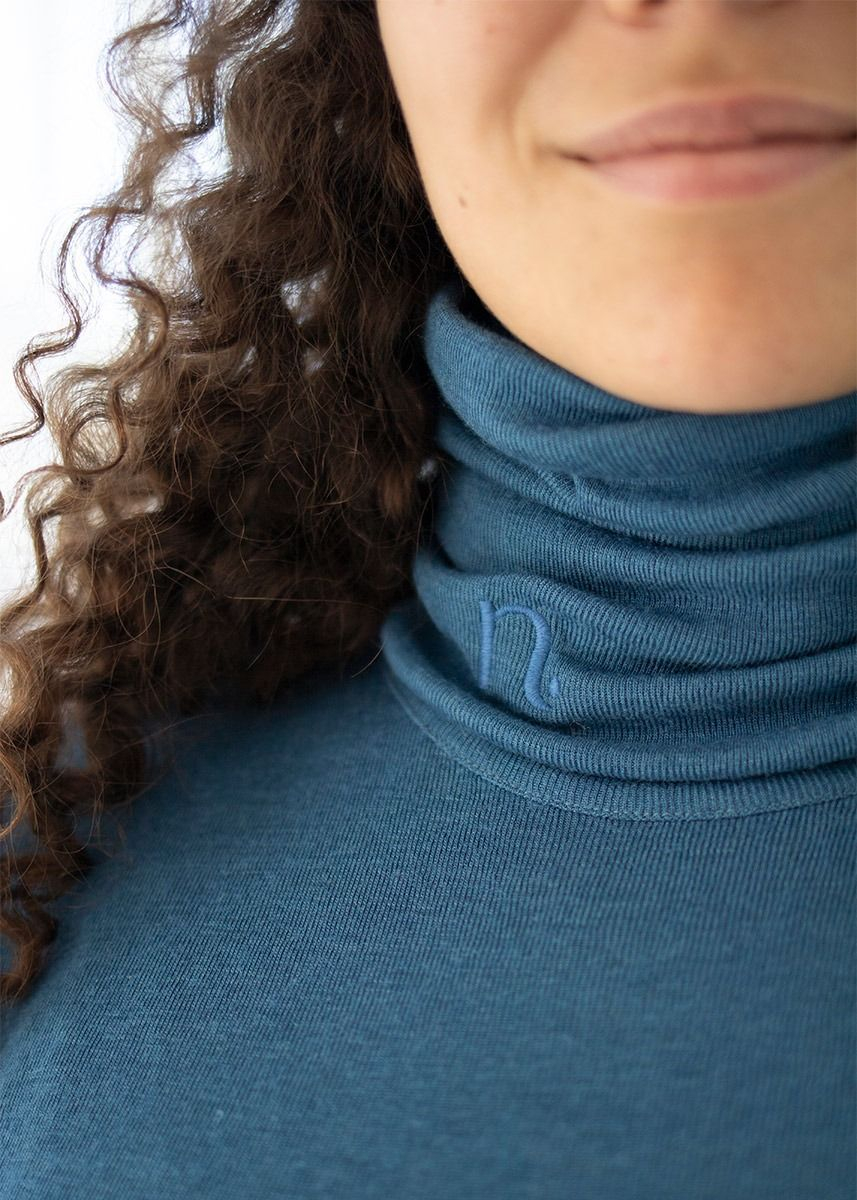 Tubehals i ull med silke