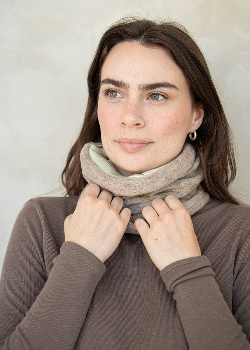 Dobbel tubehals i ullfrotté