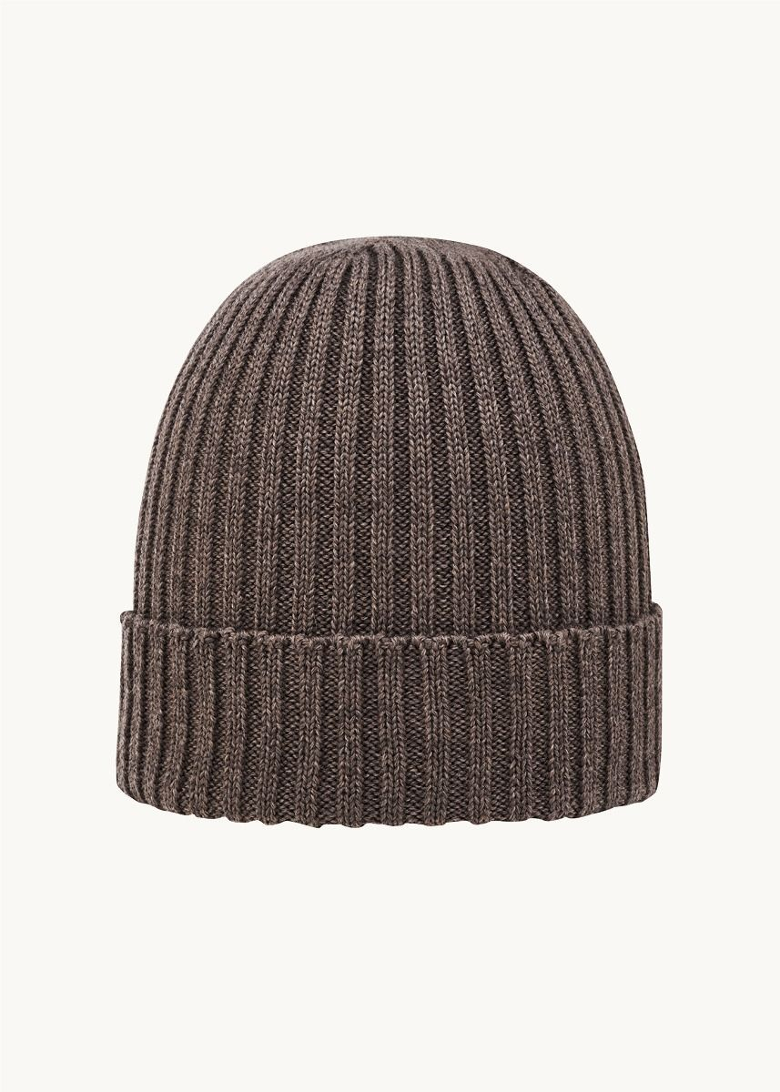 Ribbestrikket lue i ull